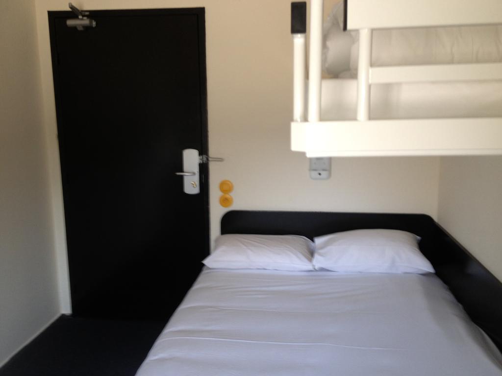 ホテルLes 4 Vallees アルベールヴィル 部屋 写真