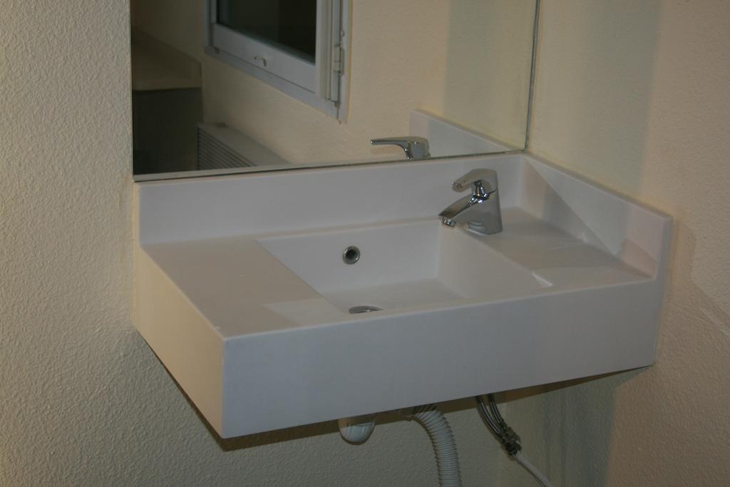 ホテルLes 4 Vallees アルベールヴィル 部屋 写真
