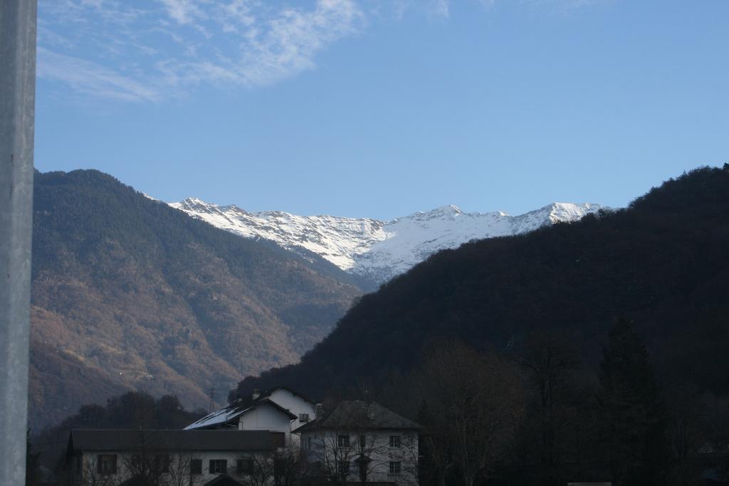 ホテルLes 4 Vallees アルベールヴィル エクステリア 写真
