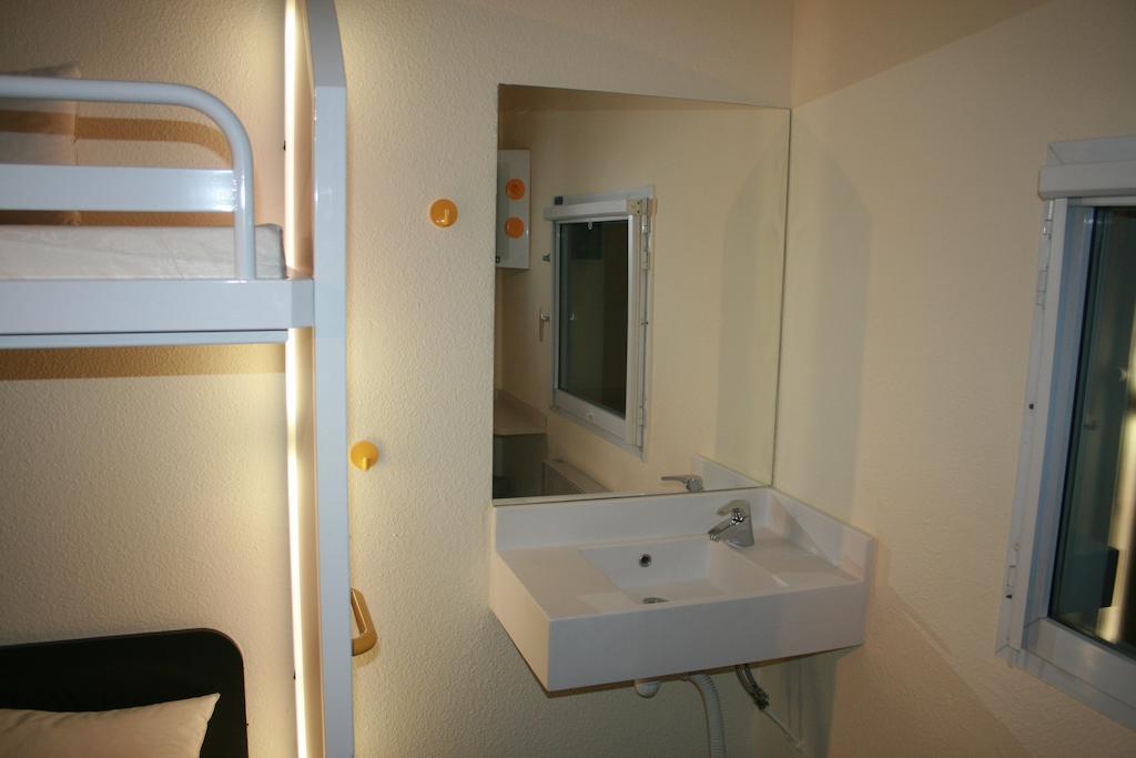 ホテルLes 4 Vallees アルベールヴィル 部屋 写真