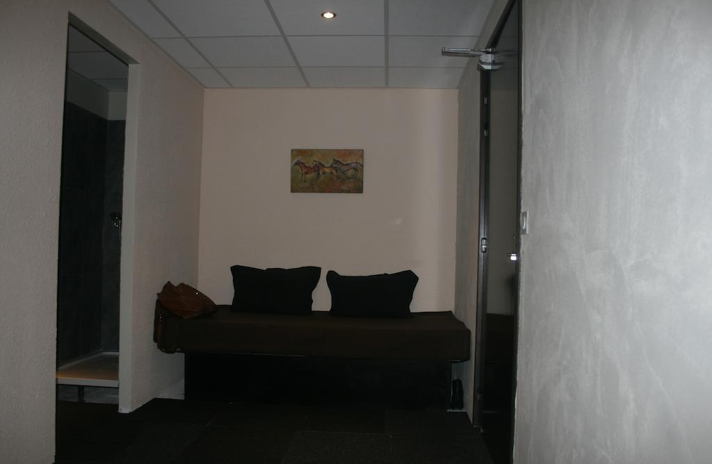 ホテルLes 4 Vallees アルベールヴィル 部屋 写真