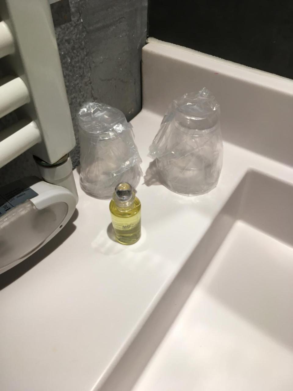 ホテルLes 4 Vallees アルベールヴィル エクステリア 写真